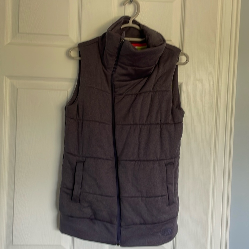 Women’s The North Face small vest